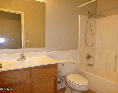 15125 W Adams Street - Photo Thumbnail 12