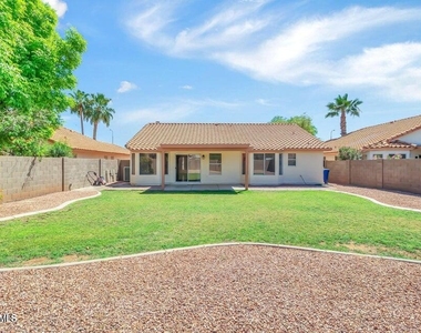 5910 W Commonwealth Avenue - Photo Thumbnail 33