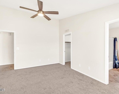 5910 W Commonwealth Avenue - Photo Thumbnail 22