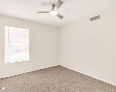 5910 W Commonwealth Avenue - Photo Thumbnail 30