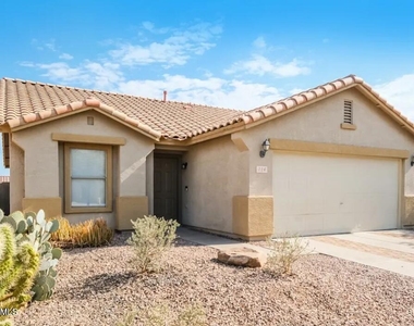 114 E Beth Drive - Photo Thumbnail 1