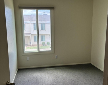 6618 S Palm Drive - Photo Thumbnail 23