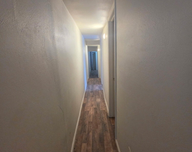 13201 N 19th Place - Photo Thumbnail 10
