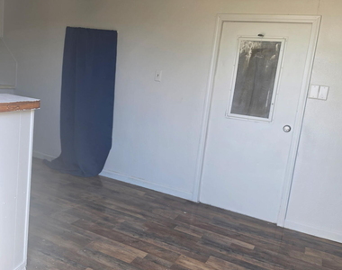 13201 N 19th Place - Photo Thumbnail 1