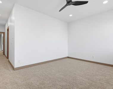 2809 E Trumbull - Photo Thumbnail 22