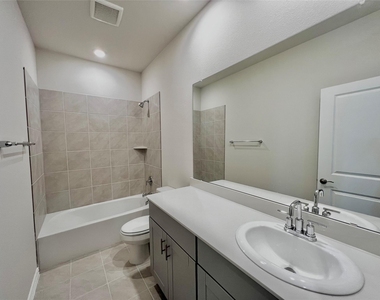 2343 Aspen Hill Drive - Photo Thumbnail 11