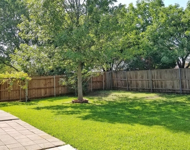4512 Bellcrest Drive - Photo Thumbnail 1