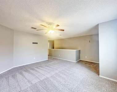 4512 Bellcrest Drive - Photo Thumbnail 8