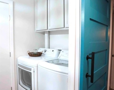 610 Jones Street - Photo Thumbnail 15