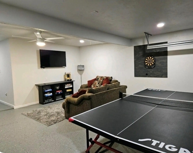 610 Jones Street - Photo Thumbnail 16
