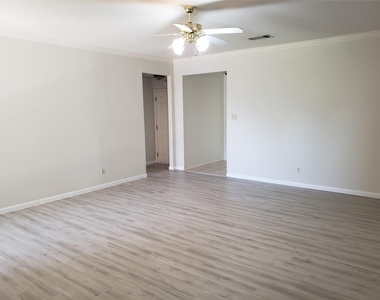 505 Thistle Meade Circle - Photo Thumbnail 10