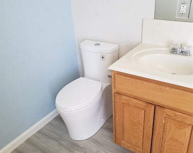 505 Thistle Meade Circle - Photo Thumbnail 27
