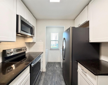 3635 Garden Brook Drive - Photo Thumbnail 5
