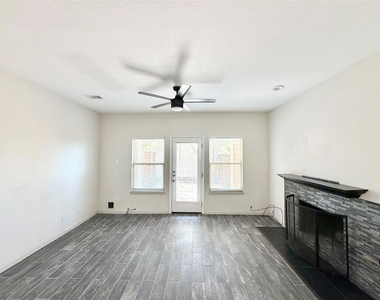 3635 Garden Brook Drive - Photo Thumbnail 15