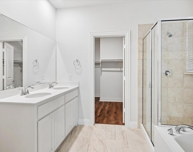 2949 Open Range Drive - Photo Thumbnail 7