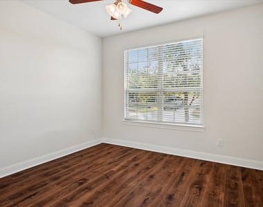 2949 Open Range Drive - Photo Thumbnail 10
