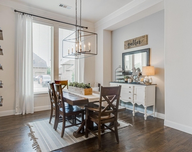 6200 Savannah Oak Trail - Photo Thumbnail 9