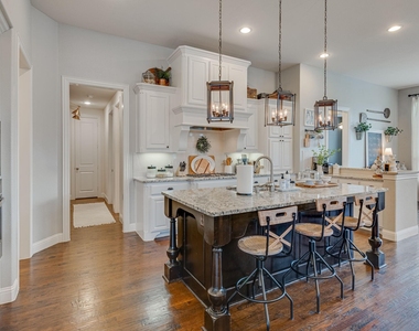 6200 Savannah Oak Trail - Photo Thumbnail 15