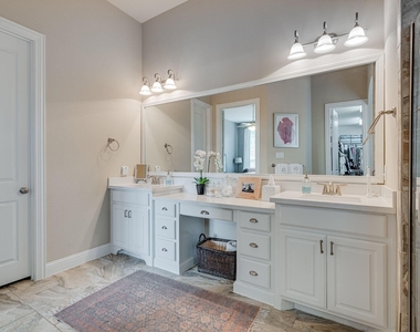 6200 Savannah Oak Trail - Photo Thumbnail 22