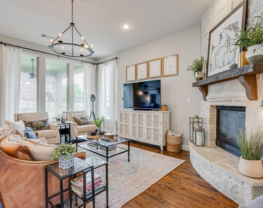 6200 Savannah Oak Trail - Photo Thumbnail 11