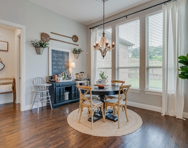6200 Savannah Oak Trail - Photo Thumbnail 18