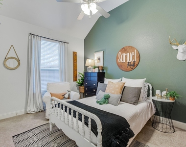 6200 Savannah Oak Trail - Photo Thumbnail 25