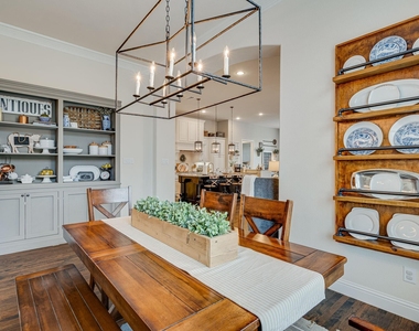 6200 Savannah Oak Trail - Photo Thumbnail 10