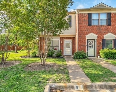 200 Samuel Boulevard - Photo Thumbnail 28
