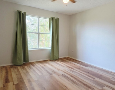 9029 Culberson Drive - Photo Thumbnail 21