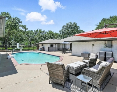 3201 Carmel Street - Photo Thumbnail 29