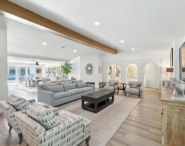 3201 Carmel Street - Photo Thumbnail 8