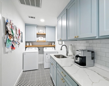 3201 Carmel Street - Photo Thumbnail 16