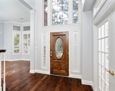 1508 Comanche Drive - Photo Thumbnail 4