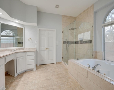 1508 Comanche Drive - Photo Thumbnail 11