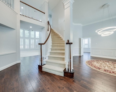 1508 Comanche Drive - Photo Thumbnail 5