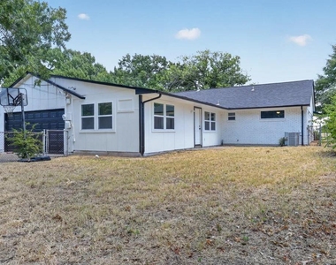 3811 Ovid Avenue - Photo Thumbnail 28
