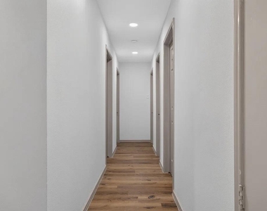 3811 Ovid Avenue - Photo Thumbnail 16