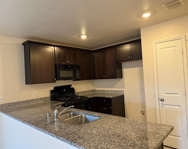 5927 Nyquist Way - Photo Thumbnail 3