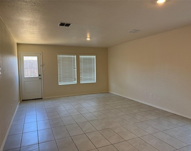 5927 Nyquist Way - Photo Thumbnail 2