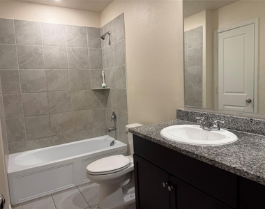 5927 Nyquist Way - Photo Thumbnail 6