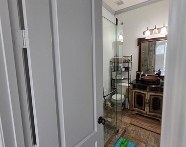 809 Rockingham Drive - Photo Thumbnail 16