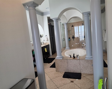809 Rockingham Drive - Photo Thumbnail 22