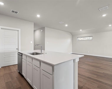 507 Avocet Road - Photo Thumbnail 6