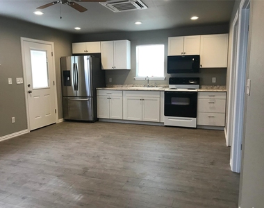1549 Ranger Highway - Photo Thumbnail 4