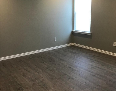 1549 Ranger Highway - Photo Thumbnail 8