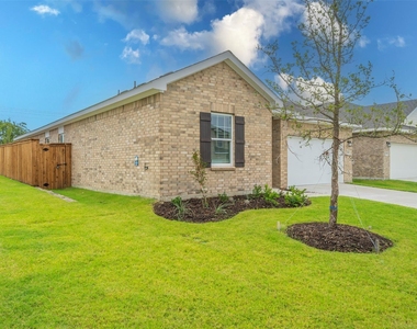 1838 Mccree Street - Photo Thumbnail 19