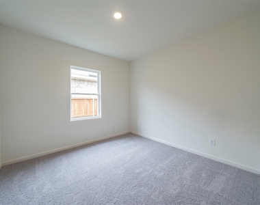 1838 Mccree Street - Photo Thumbnail 17
