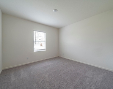 1838 Mccree Street - Photo Thumbnail 12