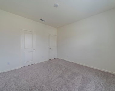 1838 Mccree Street - Photo Thumbnail 13