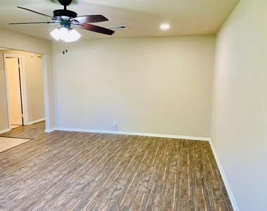 103 Lewis Street - Photo Thumbnail 5